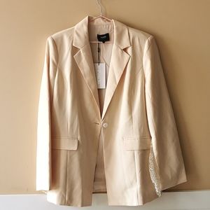 🌸 White Lace Blazer 🌸